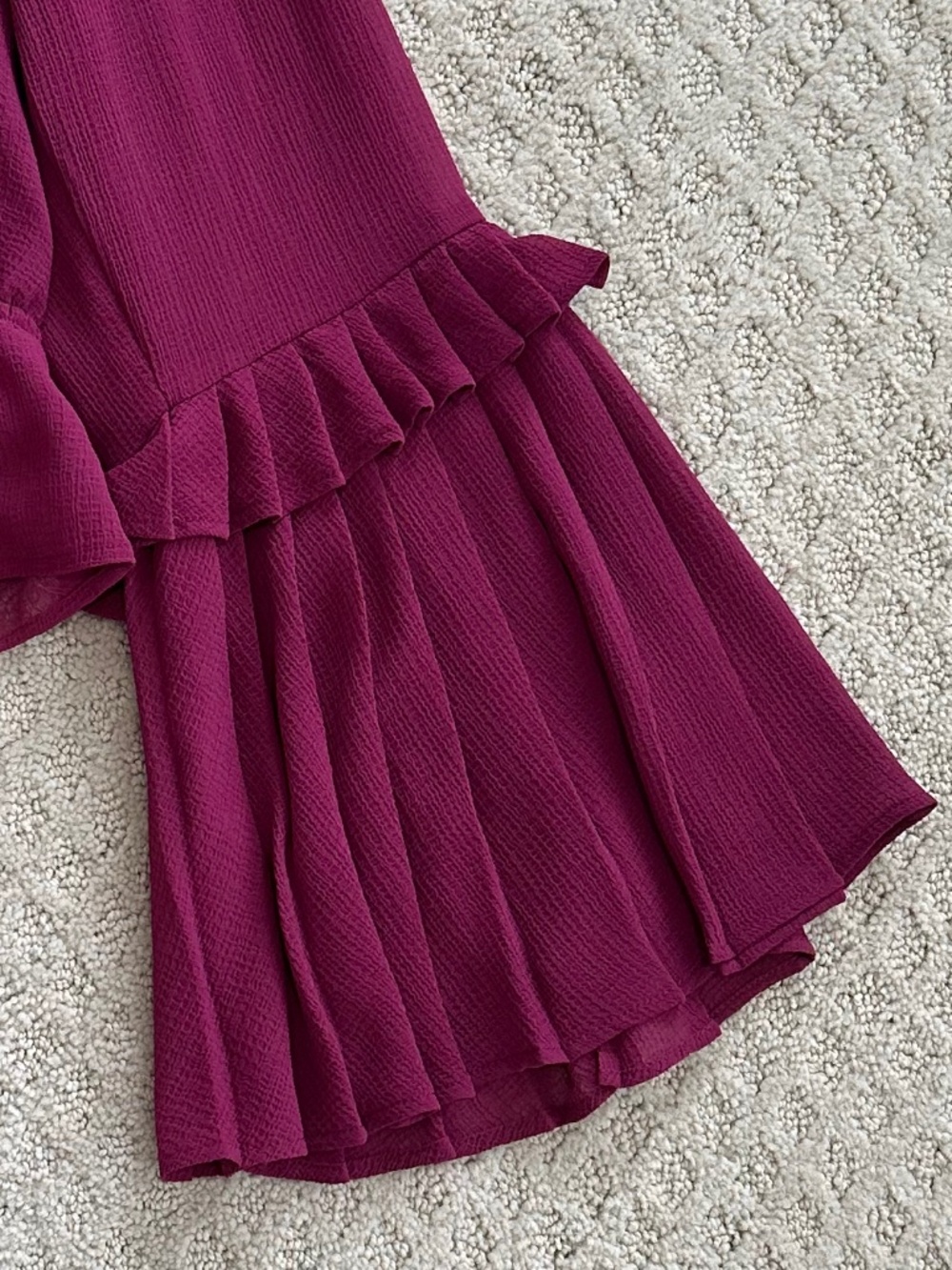 Anthropologie Sheer Ruffled V-Neck Blouse Berry XL Cropped Flowy Lightweight - Picture 6 of 15